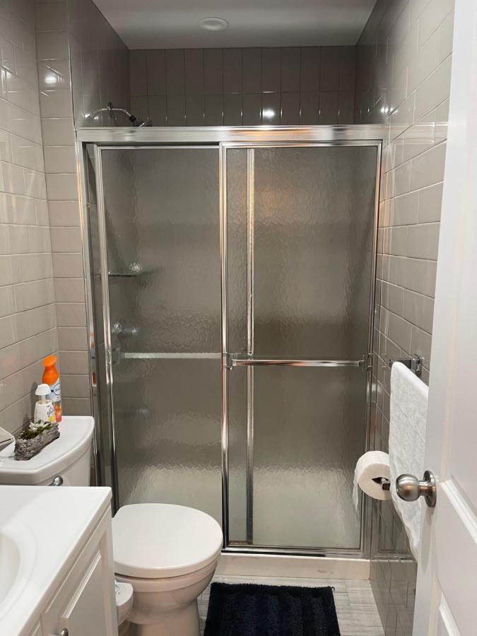 Hospedagem domiciliar Lovely And Comfort 10 Min Lga,20 Min Manhattan